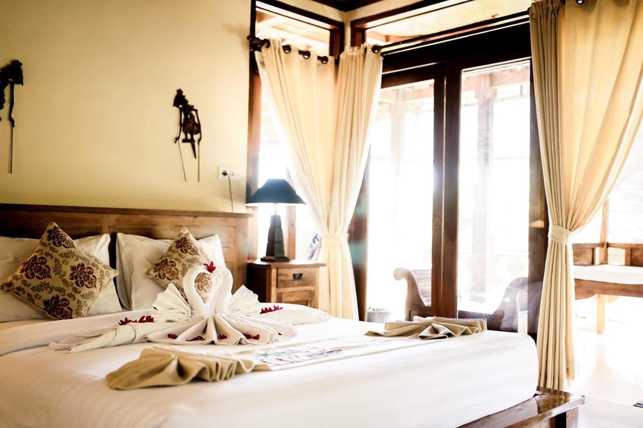 Amed Cafe & Hotel Kebun Wayan Kültér fotó