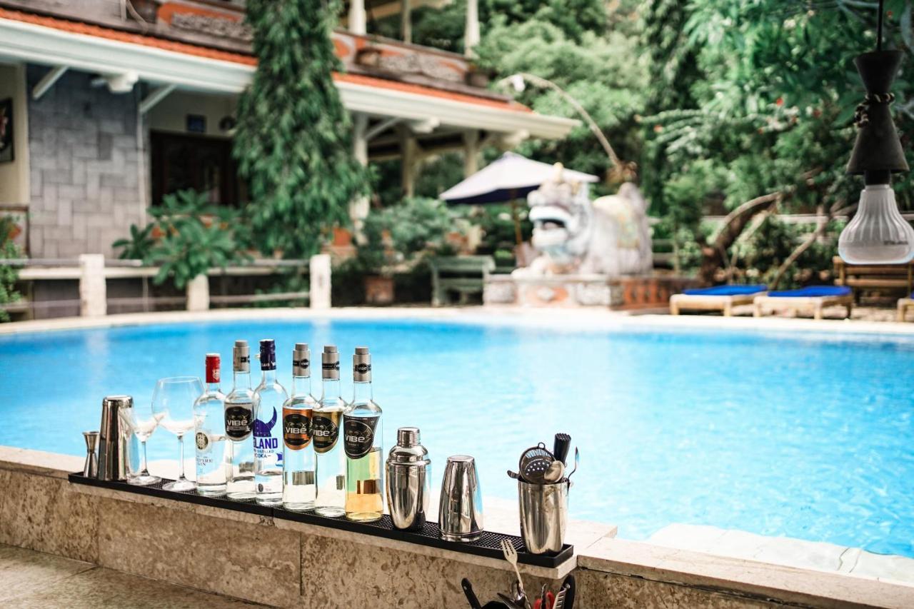Amed Cafe & Hotel Kebun Wayan Kültér fotó