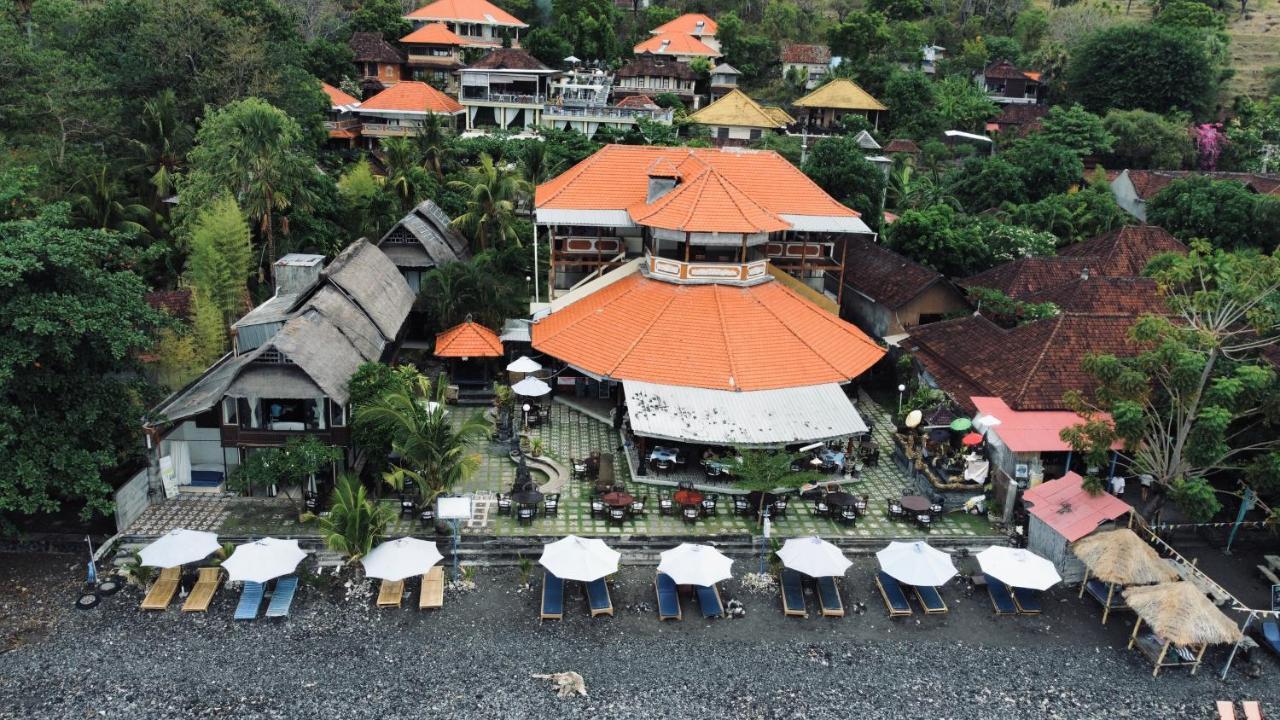 Amed Cafe & Hotel Kebun Wayan Kültér fotó