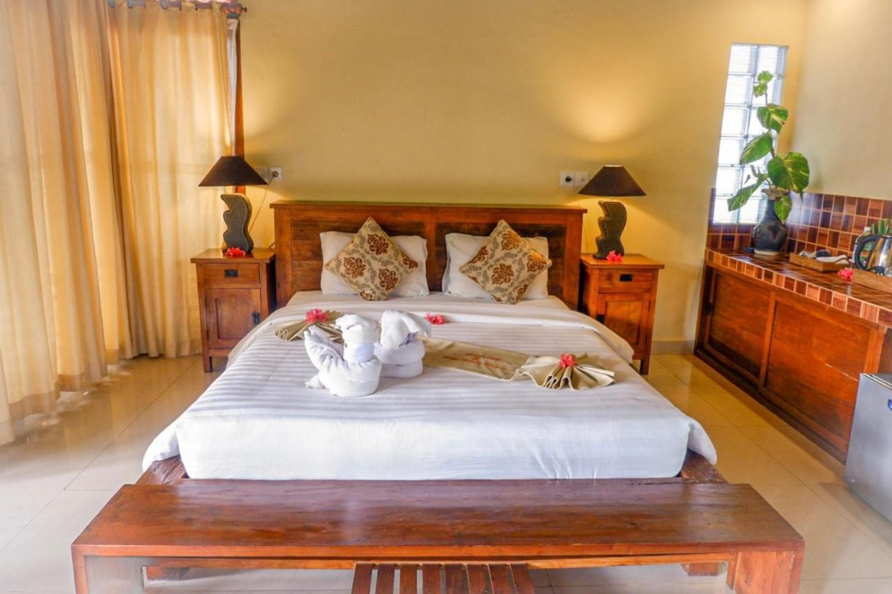 Amed Cafe & Hotel Kebun Wayan Kültér fotó