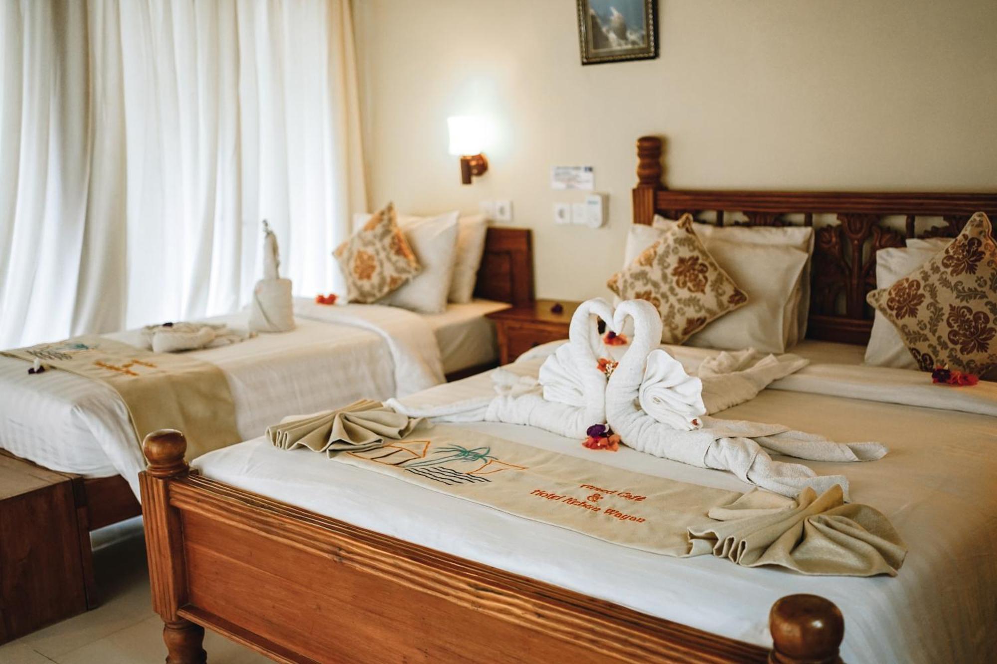 Amed Cafe & Hotel Kebun Wayan Kültér fotó