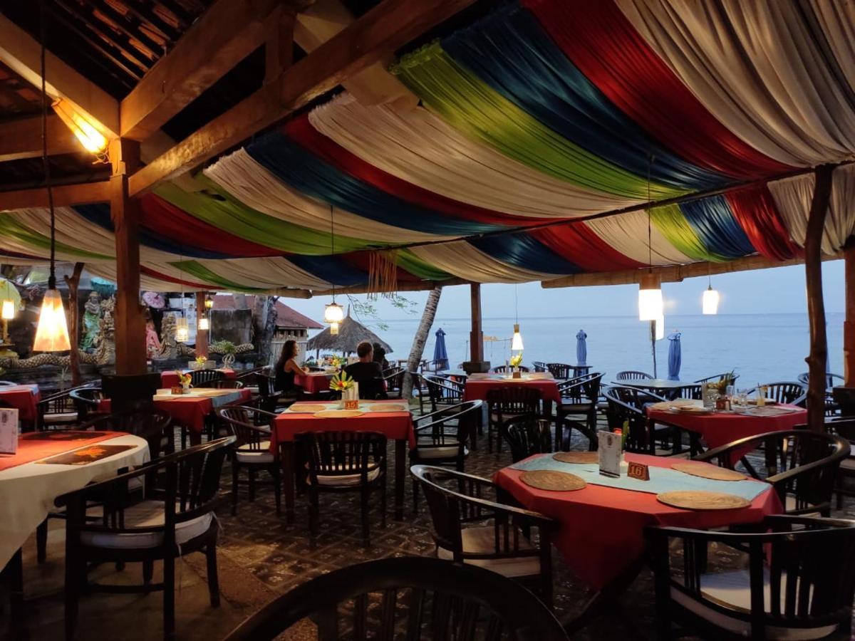 Amed Cafe & Hotel Kebun Wayan Kültér fotó